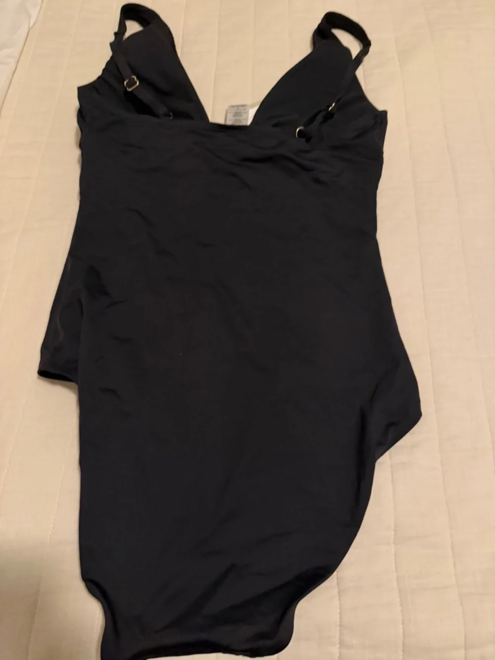 Tommy Bahama Perfect Fit One Piece in Black Size 10
